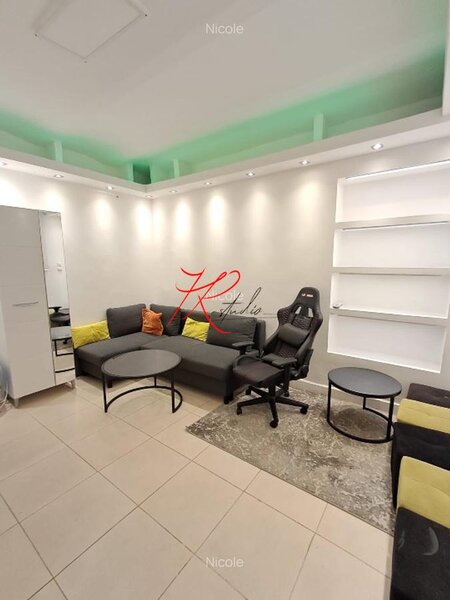 Mosilor, vanzare garsoniera in vila.